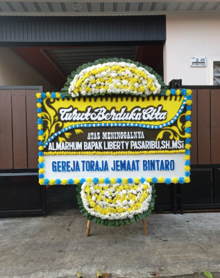 Papan Bunga Duka di Kacapiring